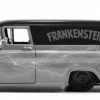 Jada Toys Diecast Cars Universal Monsters - Chevy Suburban 1957 With Franksenstein 1:24 Scale Hollywood Ride