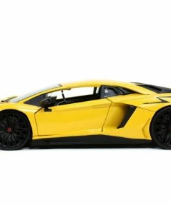 Jada Toys Hyperspec - 2017 Lamborghini Aventador Yellow 1:24 Scale Diecast Cars
