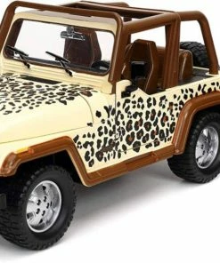 Jada Toys Diecast Cars Just Trucks - 1992 Jeep Wrangler 1:24 Scale