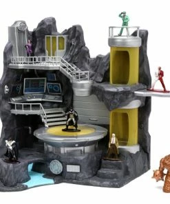 Jada Toys Diecast Cars DC Comics - Batcave NanoScene With Figures Value Box