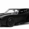 Jada Toys Diecast Cars The Batman - Batmobile With Batman 1:24 Scale Hollywood Ride
