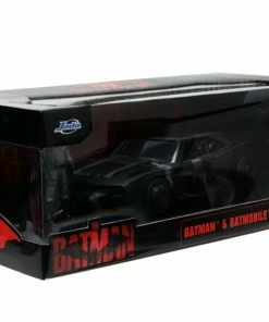 Jada Toys Diecast Cars The Batman - Batmobile With Batman 1:24 Scale Hollywood Ride