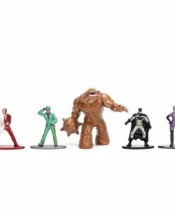 Jada Toys Diecast Cars DC Comics - Batcave NanoScene With Figures Value Box