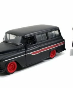Jada Toys Just Trucks - Chevy Suburban 1957 1:24 Scale Diecast Vehicle Diecast Cars