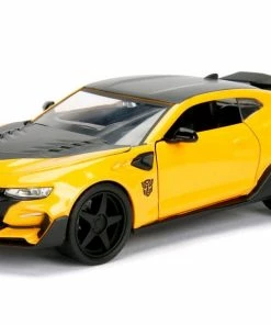 Jada Toys Transformers 5: The Last Knight - Bumblebee ChevyCamaro 1:24 Scale Hollywood Ride With Medallion Diecast Cars