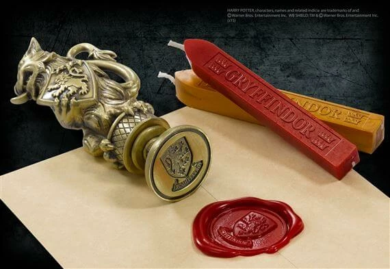 Noble Collection HARRY POTTER Gryffindor Wax Seal 1 Noble Collection HARRY POTTER Gryffindor Wax Seal