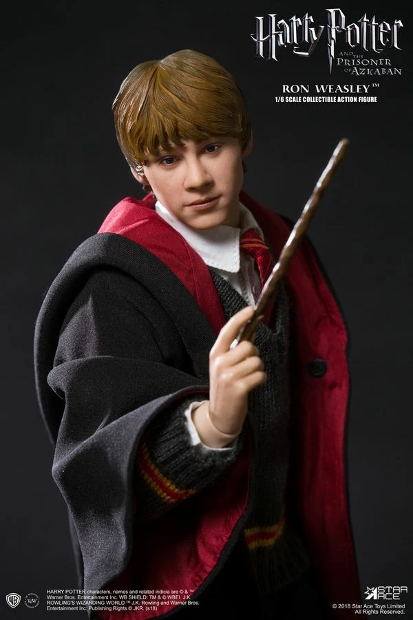 Star Ace Toys Harry Potter - Ron Weasley Teen Deluxe 12" 1:6 Scale Action Figure 10 Star Ace Toys Harry Potter - Ron Weasley Teen Deluxe 12" 1:6 Scale Action Figure