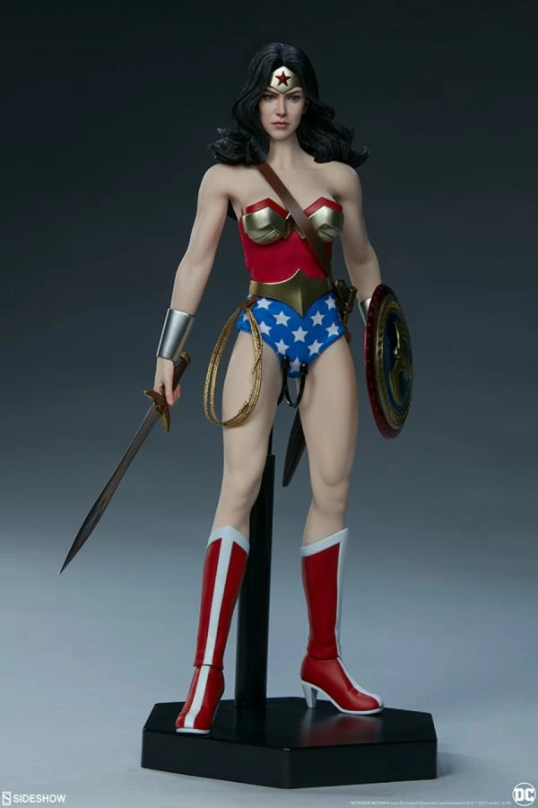 Sideshow Collectibles DC Comics - Wonder Woman 12" Figure 6 Sideshow Collectibles DC Comics - Wonder Woman 12" Figure
