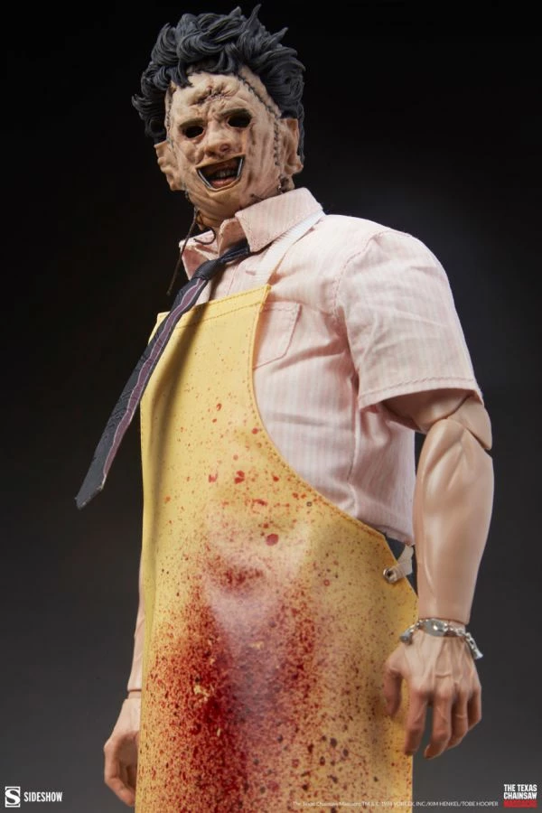 Sideshow Collectibles The Texas Chainsaw Massacre - Leatherface (Killing Mask) 1:6 Scale Action Figure 4 Sideshow Collectibles The Texas Chainsaw Massacre - Leatherface (Killing Mask) 1:6 Scale Action Figure