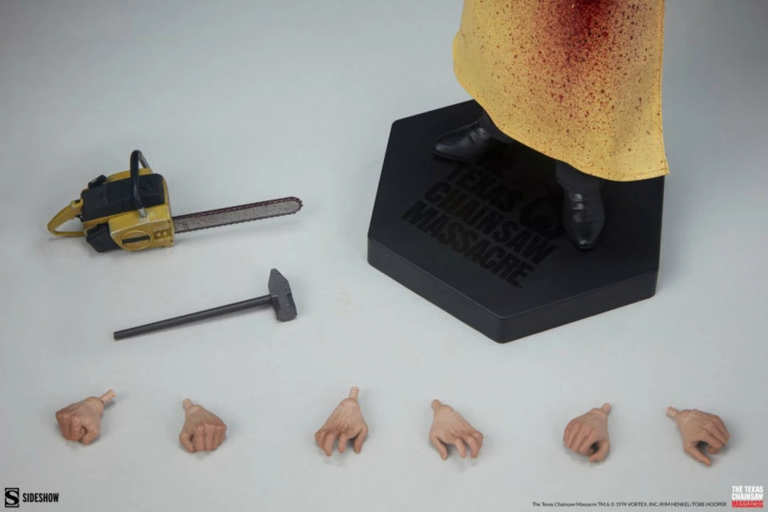 Sideshow Collectibles The Texas Chainsaw Massacre - Leatherface (Killing Mask) 1:6 Scale Action Figure 8 Sideshow Collectibles The Texas Chainsaw Massacre - Leatherface (Killing Mask) 1:6 Scale Action Figure