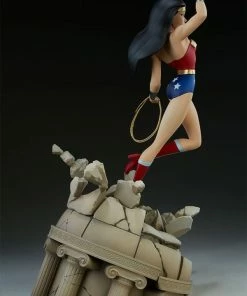 Sideshow Collectibles Justice League Animated - Wonder Woman Statue
