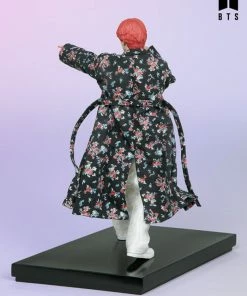 Sideshow Collectibles BTS - V Deluxe Statue 6 Sideshow Collectibles BTS - V Deluxe Statue