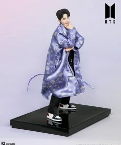 Sideshow Collectibles BTS - J-hope Deluxe Statue 7 Sideshow Collectibles BTS - J-hope Deluxe Statue