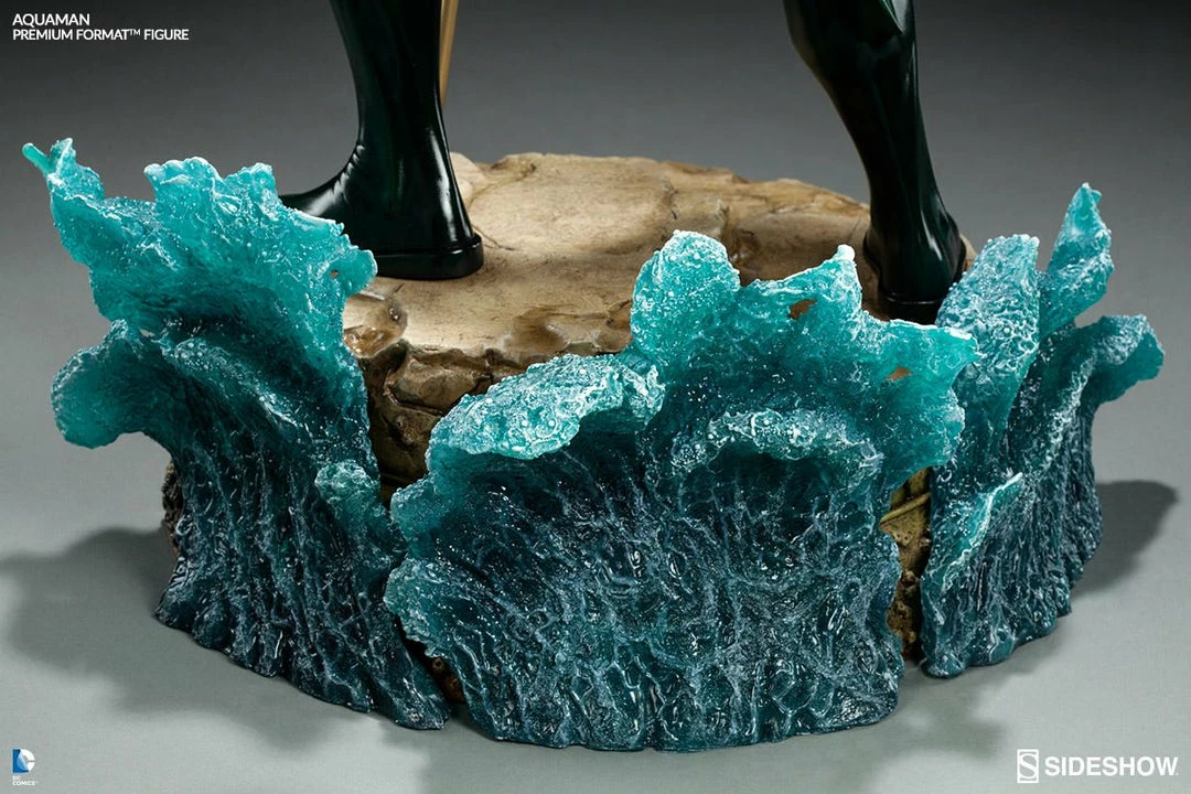 Sideshow Collectibles DC Comics - Aquaman Premium Format 1:4 Scale Statue 6 Sideshow Collectibles DC Comics - Aquaman Premium Format 1:4 Scale Statue