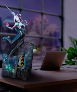 Sideshow Collectibles Marvel Comics - Spider-Gwen Premium Format Statue