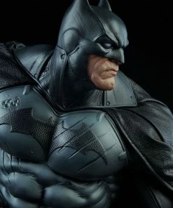 Sideshow Collectibles DC Comics - Batman Premium Format 1:4 Scale Statue