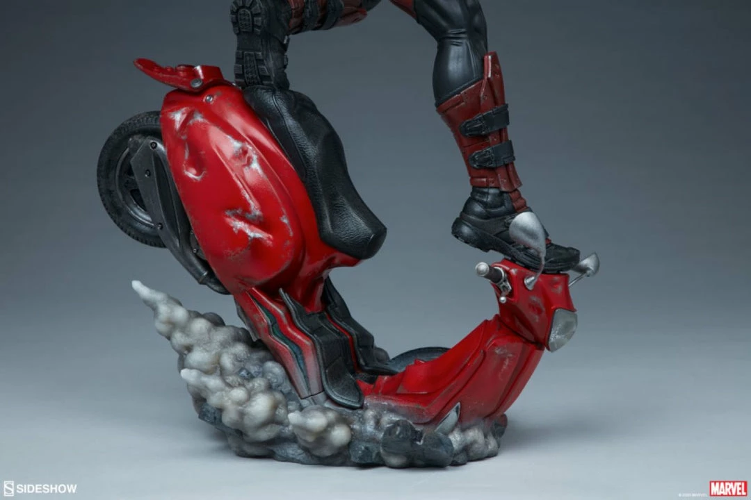 Sideshow Collectibles Marvel Comics - Deadpool Premium Format Statue 9 Sideshow Collectibles Marvel Comics - Deadpool Premium Format Statue