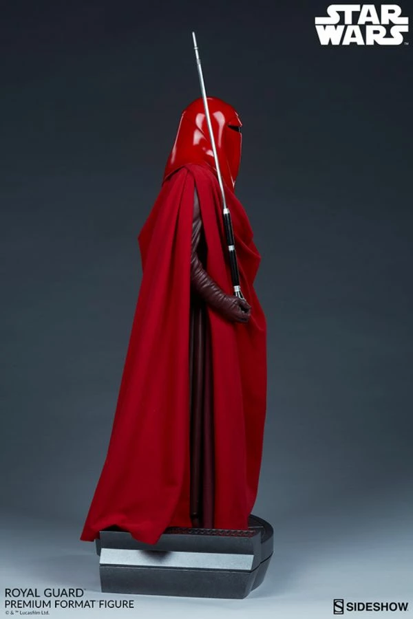 Sideshow Collectibles Star Wars - Royal Guard Premium Format Statue 5 Sideshow Collectibles Star Wars - Royal Guard Premium Format Statue