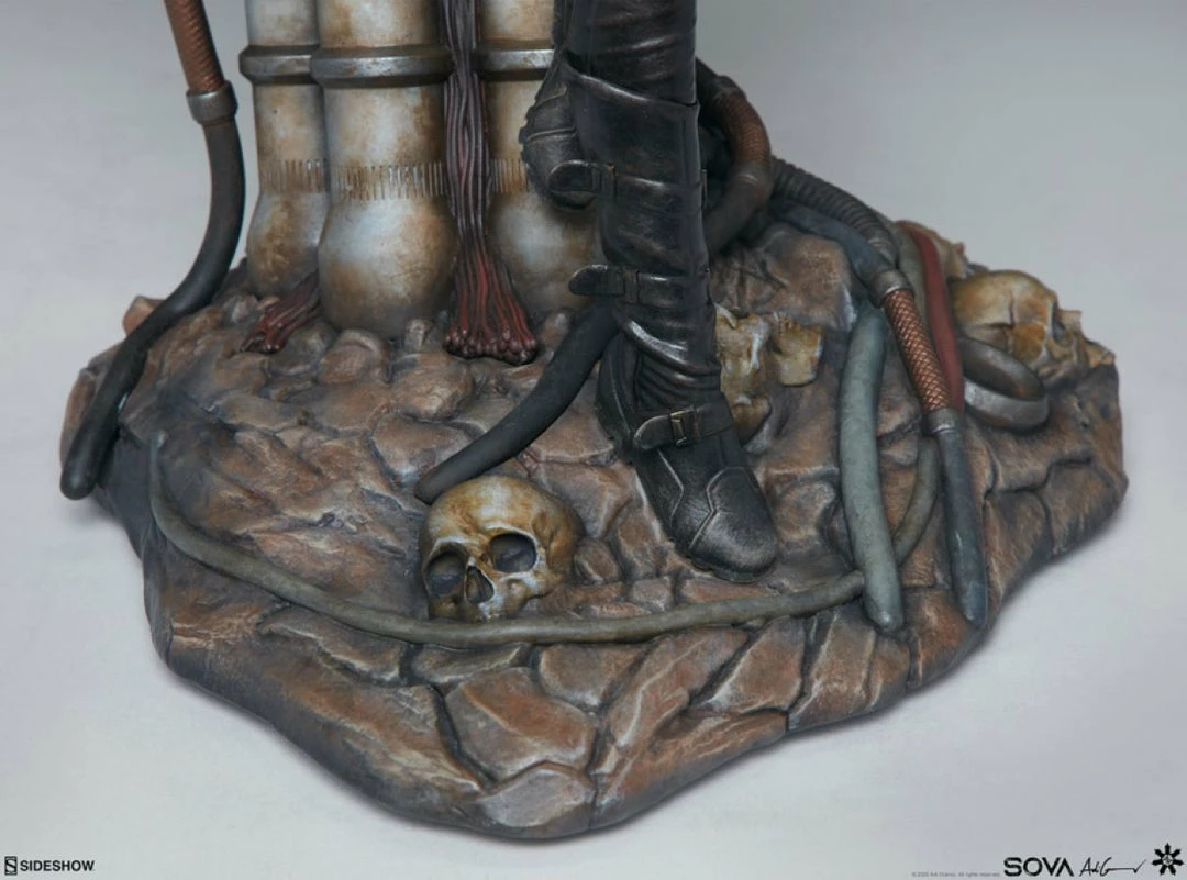 Sideshow Collectibles Adi Granov - Sova Statue 8 Sideshow Collectibles Adi Granov - Sova Statue