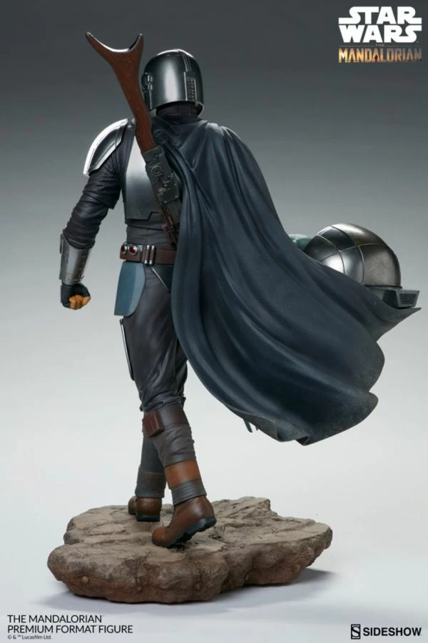 Sideshow Collectibles Star Wars: The Mandalorian - Mandalorian & The Child Premium Format Statue 2 Sideshow Collectibles Star Wars: The Mandalorian - Mandalorian & The Child Premium Format Statue
