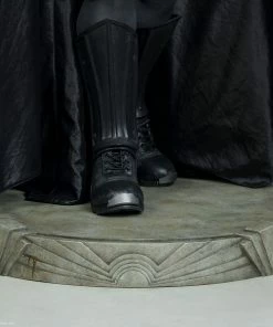 Sideshow Collectibles DC Comics - Batman Legendary Scale 1:2 Statue