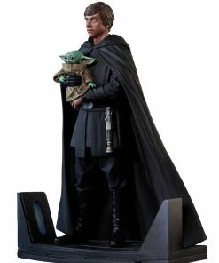 Diamond Select Toys Star Wars: The Mandalorian - Luke & Grogu Statue