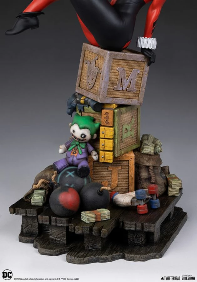 Tweeterhead DC Comics - Harley Quinn 1:4 Scale Maquette 9 Tweeterhead DC Comics - Harley Quinn 1:4 Scale Maquette