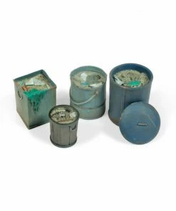 Ozzie Collectables Vallejo Scenic Accessories - Assorted Garbage Bins 2